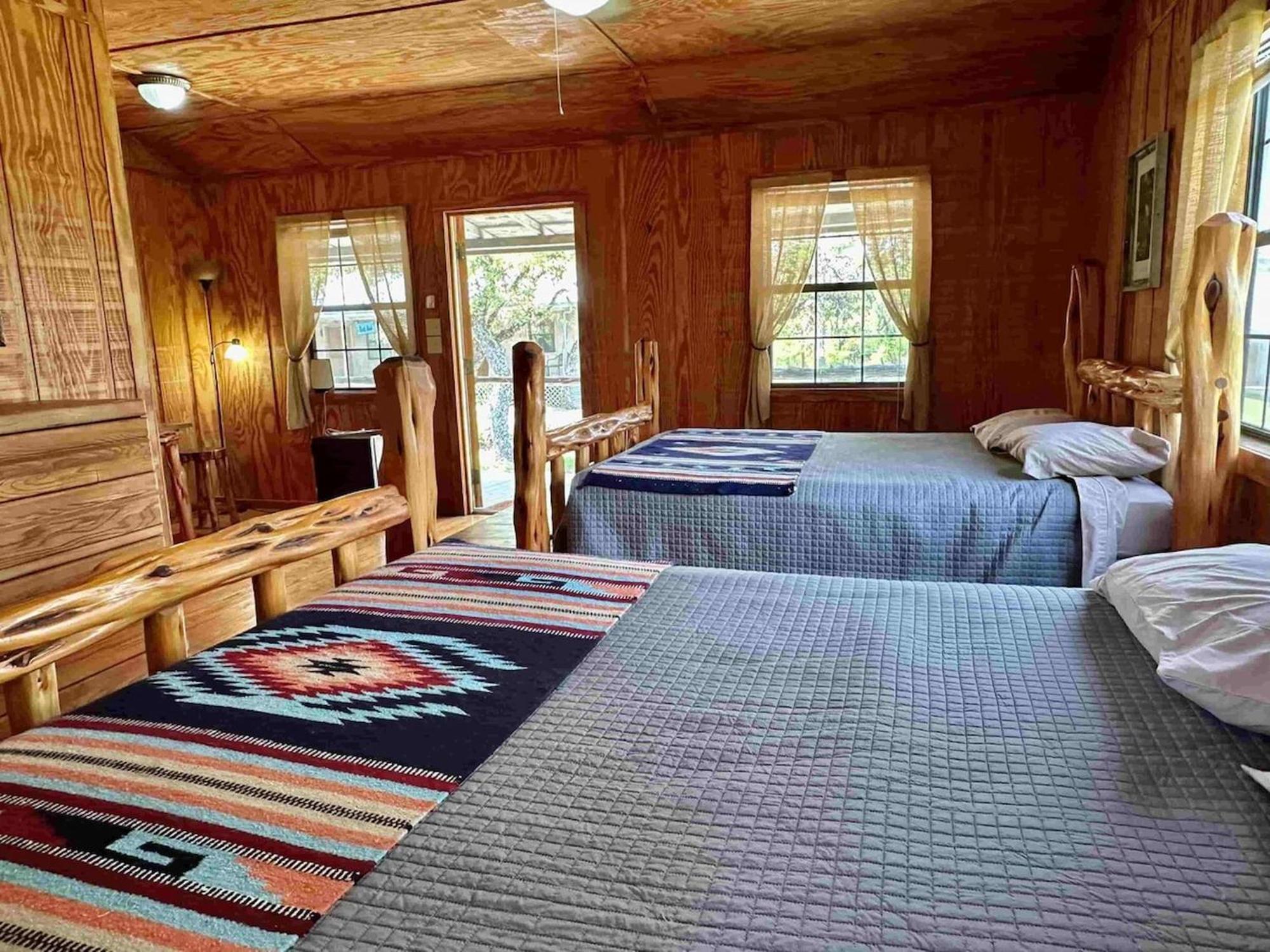 فندق Crc Ranch Retreat بانديرا الغرفة الصورة